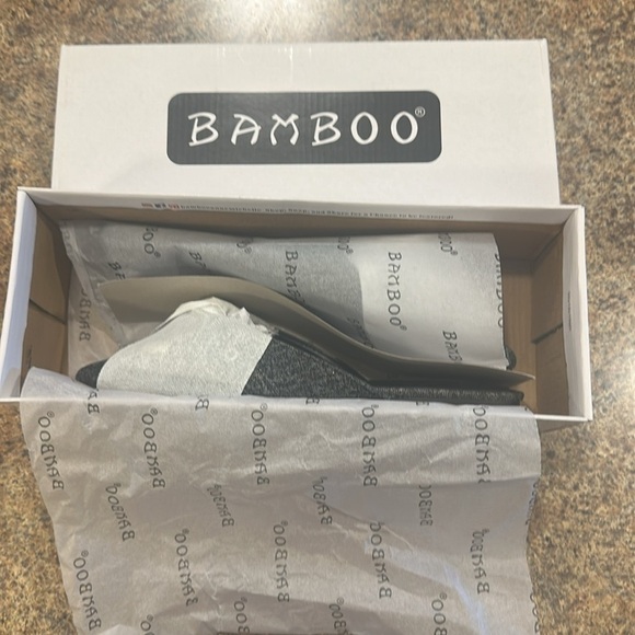 Bamboo Buckle Mule Size 6 Black Denim Slip On Flats Pointed Toe New With Box - Picture 10 of 11